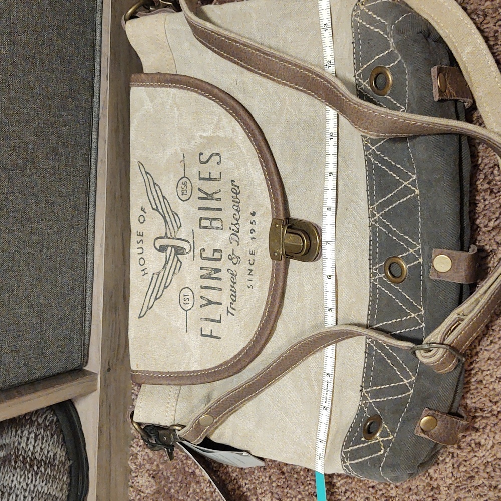 Myra crossbody bag - brand new